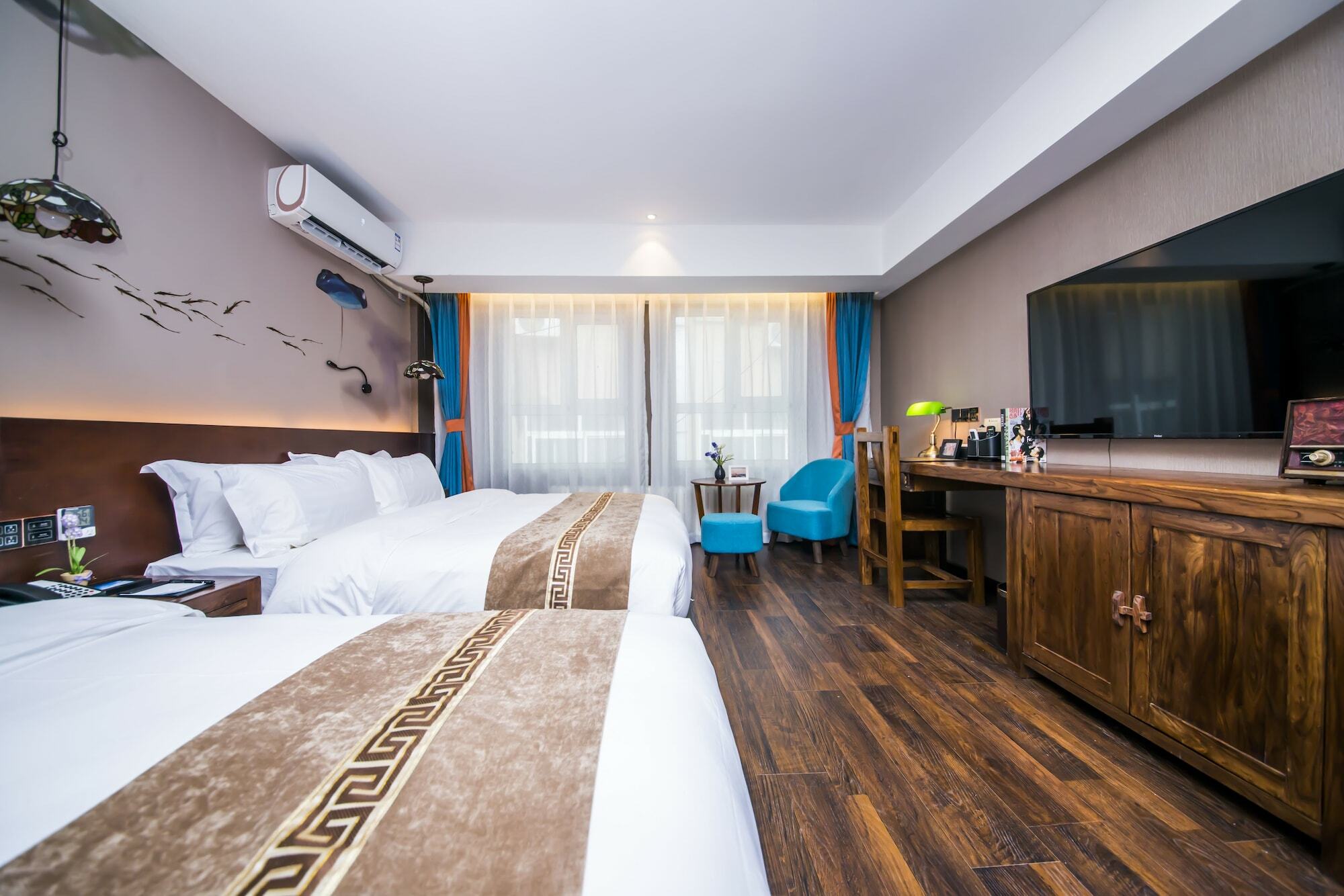 Mg Hotel St Michael'S Cathedral, Qingdao Exterior photo